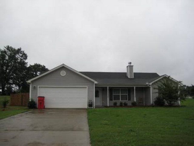 2nd image of 301 Carly Ct