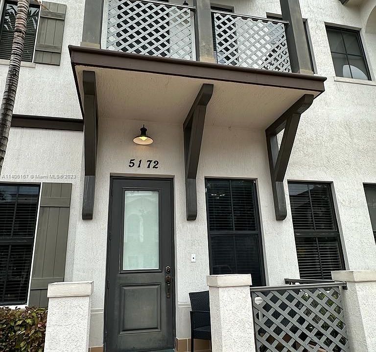 1st image of 5172 NW 84th Ave