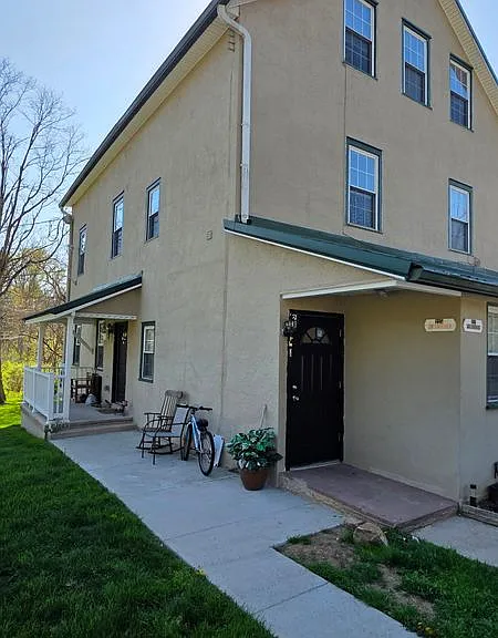 225 Pemberton Rd #2B — Photo 17