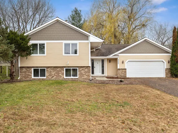 3390 York Dr, Woodbury, MN 55125