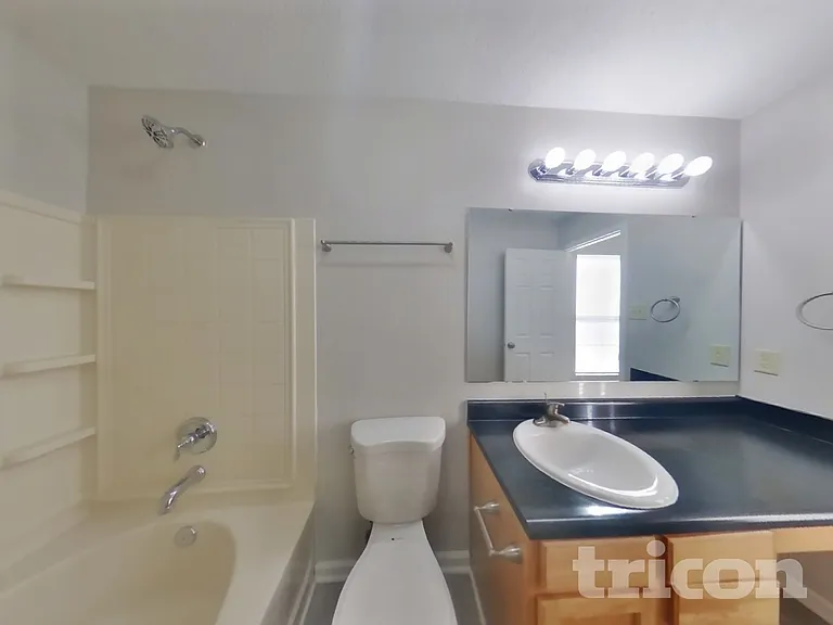 3357 Summer Breeze Cir — Photo 10