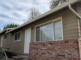 23051 SW Main St APT 2, Sherwood, OR 97140
