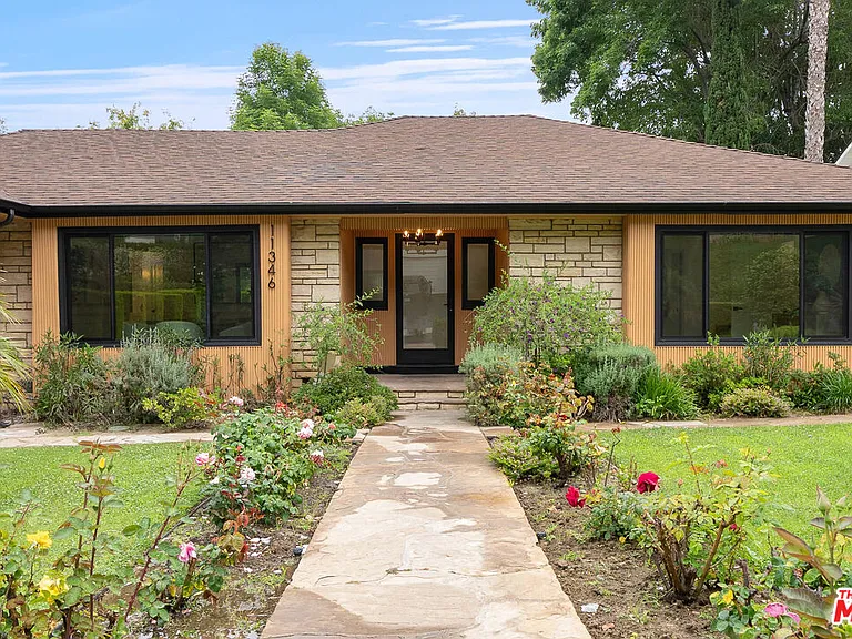11346 Thurston Pl — Photo 2