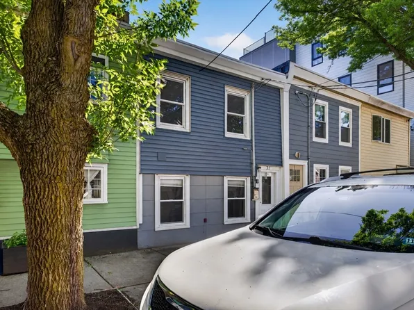31 Everett St, East Boston, MA 02128