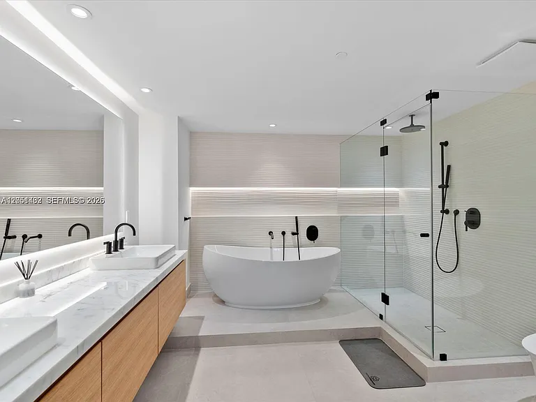 495 Brickell Ave #2305 — Photo 26