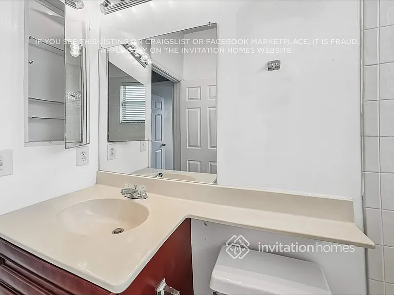 7704 Thornlee Dr — Photo 20