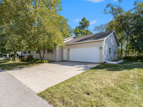6500 Van Dam Ave, Hudsonville, MI 49426