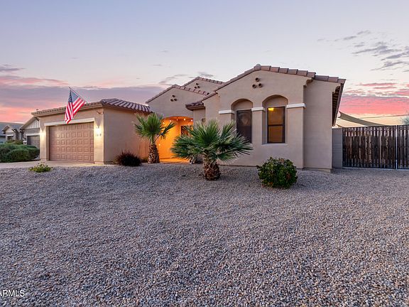 5th image of 1212 E DESERT Drive