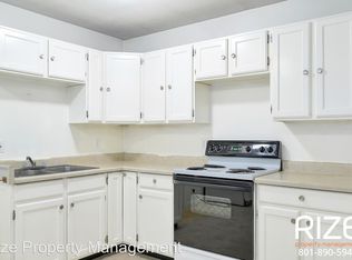 298 W Pages Ln #1, Bountiful, UT 84010