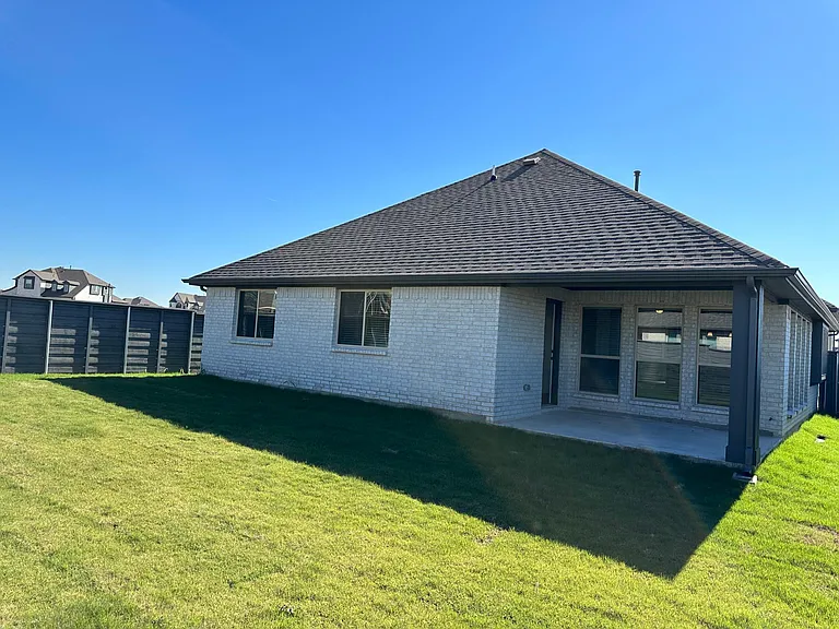 805 Twisted Leaf Ln — Photo 12