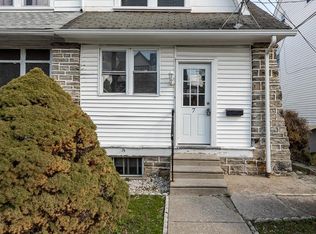 7 Ardsley Rd, Upper Darby, PA 19082