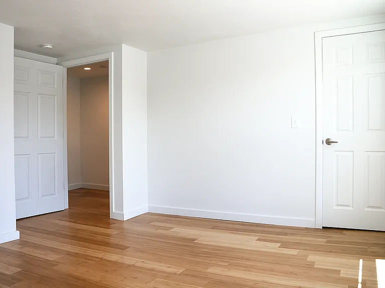 554 Main St #3 — Photo 13