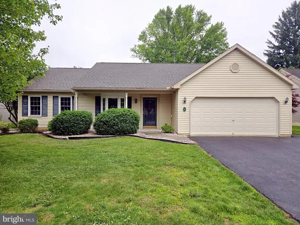 137 Arbor Dr #L-0394, Myerstown, PA 17067