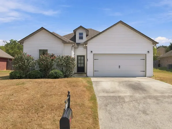604 Hidden Brook Trl, Maylene, AL 35114