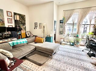 160 W 76th St, New York, NY 10023