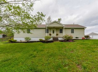 6036 Smith Rd, Cedar Hill, TN 37032