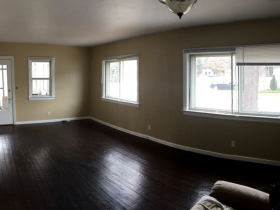 4th image of 1535 Winslow St NW