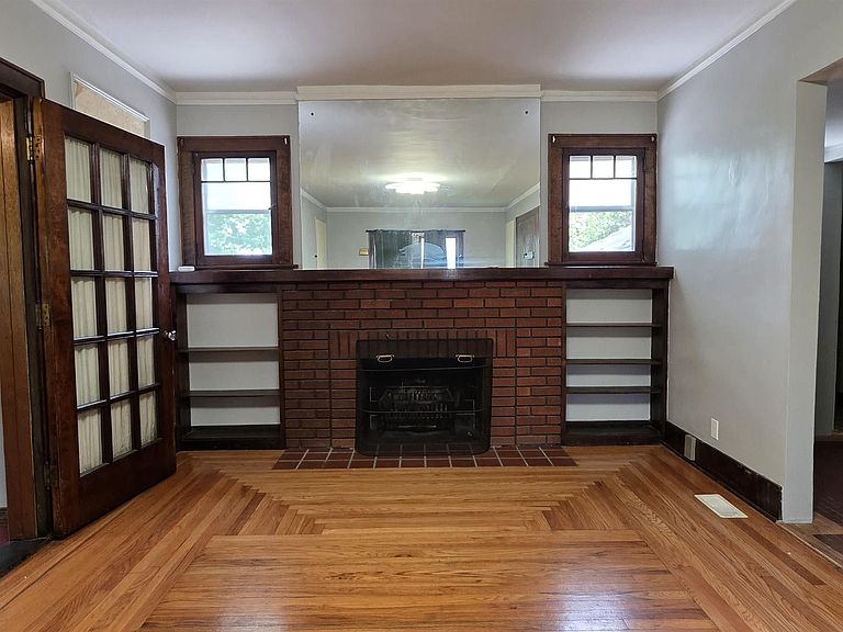 Listing photo 4