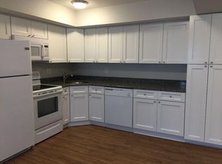 206 Brighton Ct, Sicklerville, NJ 08081