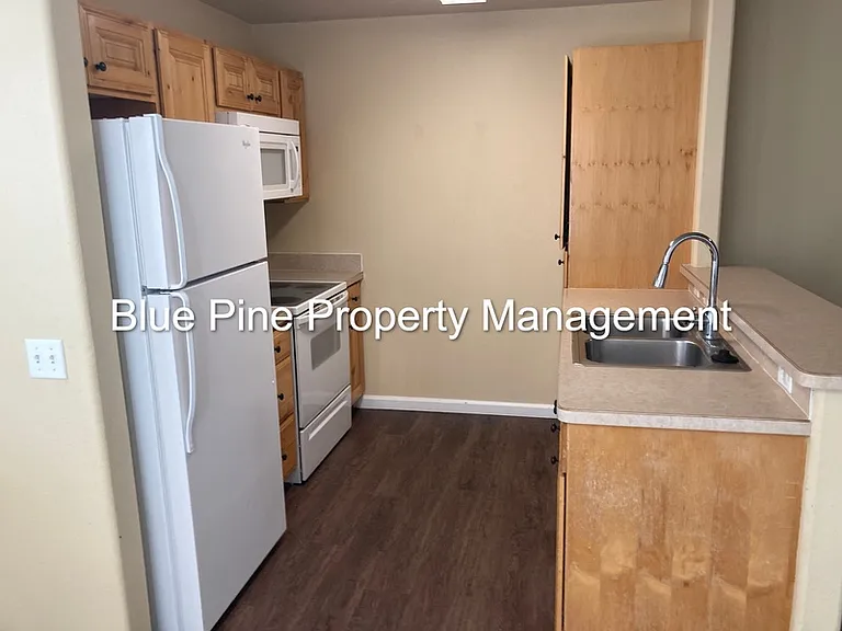 133 Clubhouse Cir #101 — Photo 3