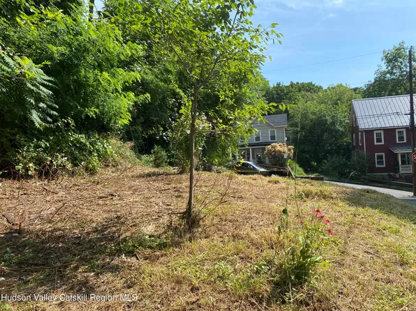 5 Spruce Street, Kingston, NY 12401