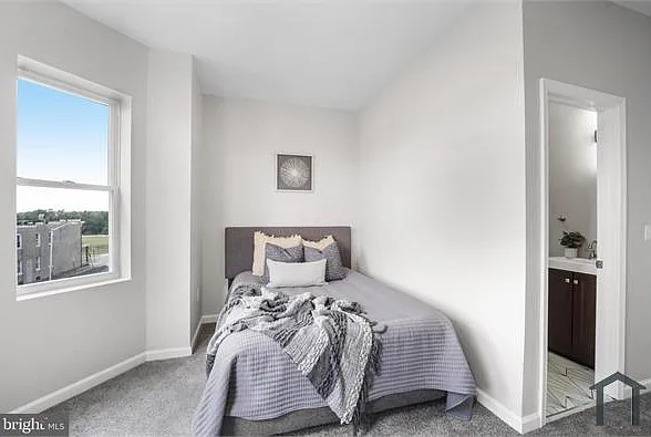 2402 Presbury St — Photo 20