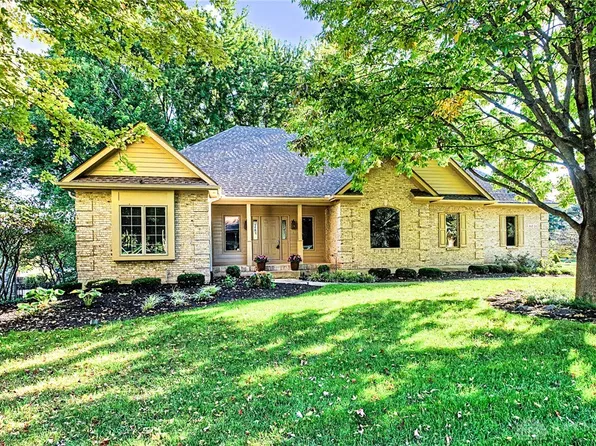 145 Countryside Dr N, Troy, OH 45373