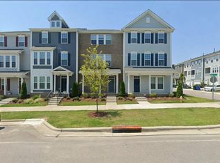 6433 Perry Creek Rd, Raleigh, NC 27616