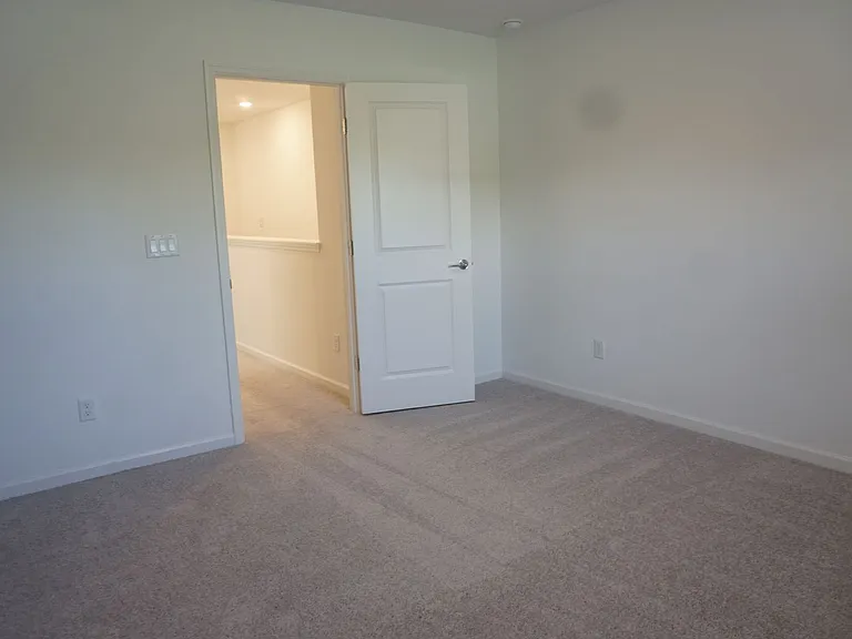 6095 Falcon Gate Ln — Photo 13