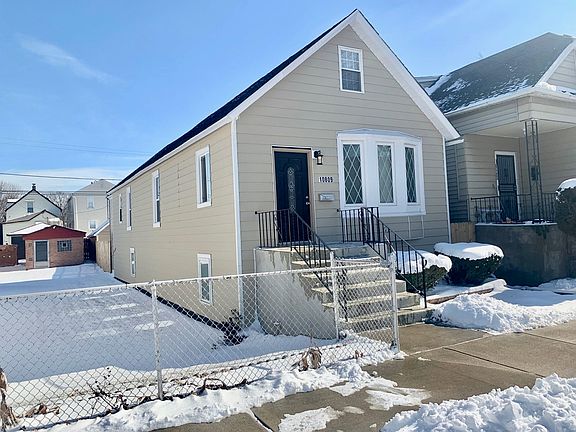 2nd image of 10809 S Avenue H