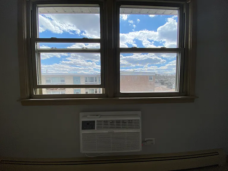6441 W Higgins Ave #3W — Photo 10