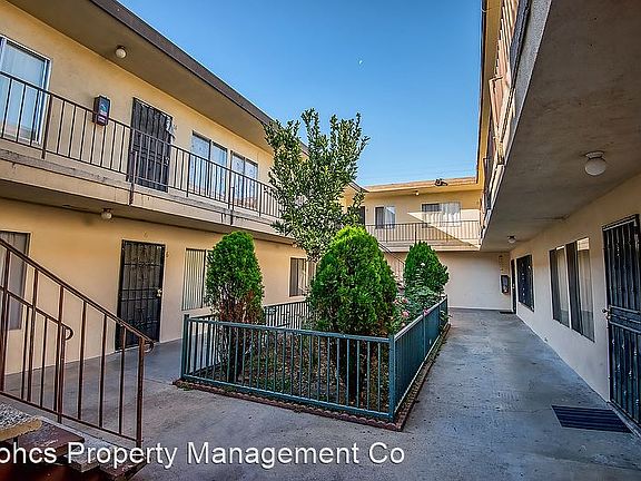 2nd image of 1145 Elden Ave APT 12