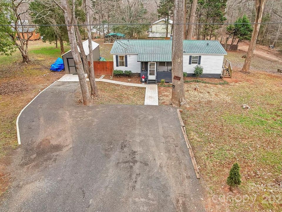 1st image of 3510 Oakwood Ave