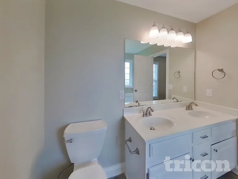 3749 Nadia Dr — Photo 9