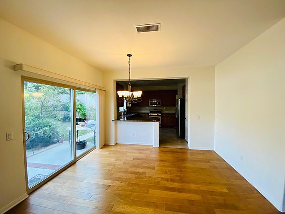 4th image of 27008 Cherry Willow Dr