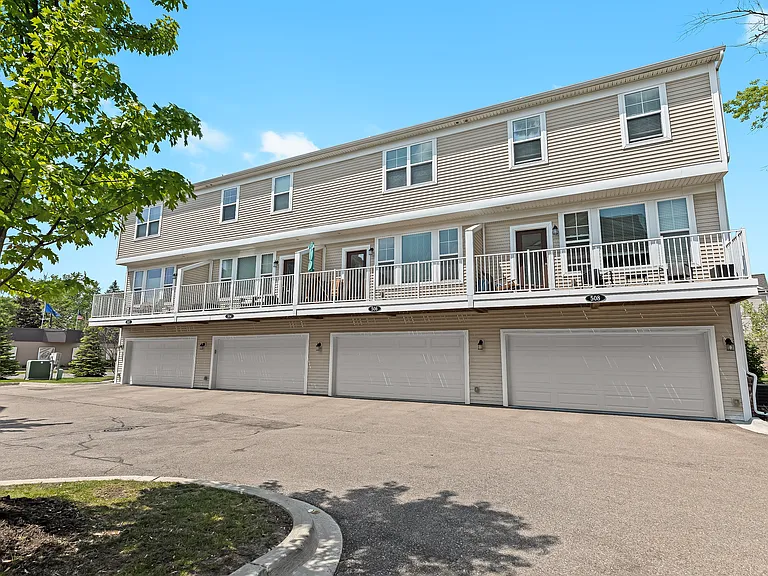 506 Midland Blvd — Photo 20