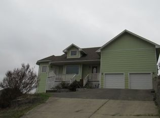 4644 Melody Ln, Roseburg, OR 97471