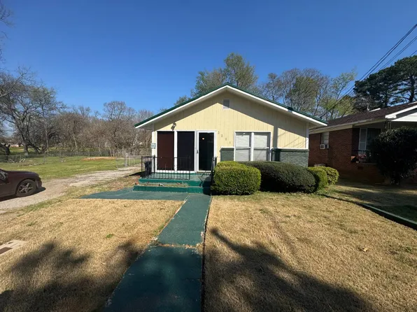 3221 46th St SW, Birmingham, AL 35221