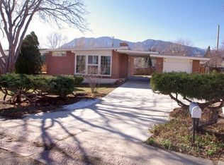 34 Clover Cir E, Colorado Springs, CO 80906