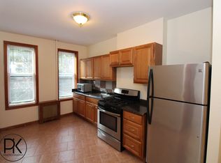 1877 Cornelia St APT 1R, Ridgewood, NY 11385