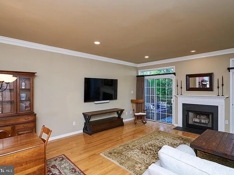 138 Whispering Oaks Dr #1708 — Photo 4