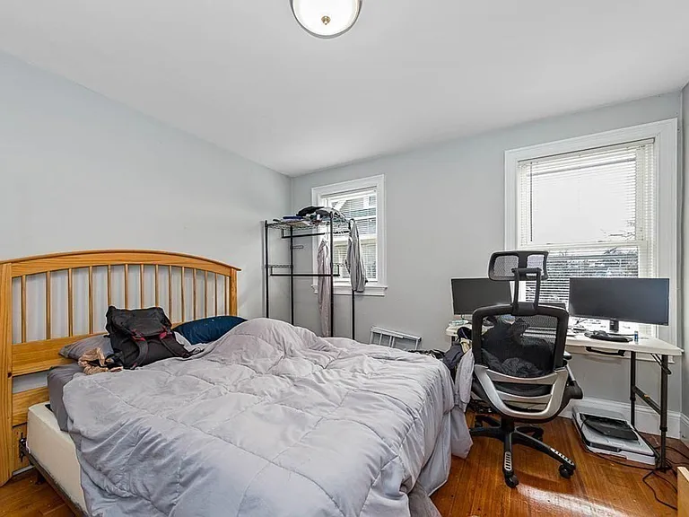 195 E Cottage St #2 — Photo 7