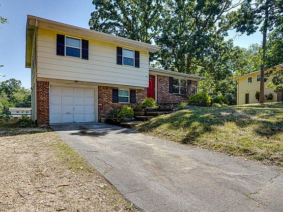 2nd image of 4026 E Freedom Cir