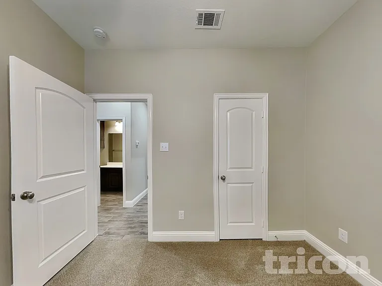 7712 Cottonwood Dr — Photo 10