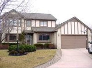 731 Tewksbury Ct, Rochester Hills, MI 48307