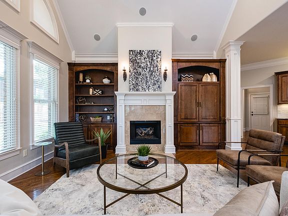 4th image of 7 Germay Ct