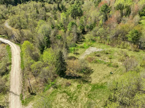 16 Lebrun Road, Dorchester, NH 03266