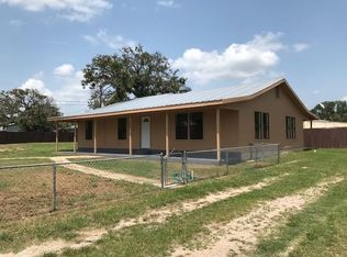 107 Buttercup St, Kingsland, TX 78639