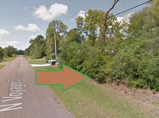 8145 N Voyager Dr, Citrus Springs, FL 34433