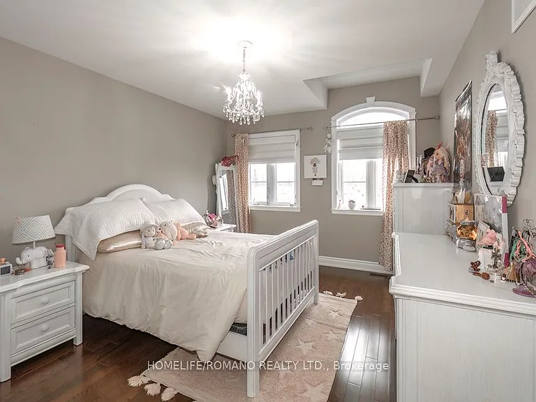 100 Falstaff Ave — Photo 17